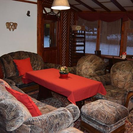 Persey Villa بوروفتس المظهر الخارجي الصورة